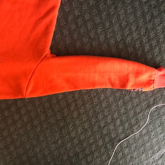 JUSTIN BIEBER PURPOSE TOUR SWEATSHIRT (MEDIUM) - Picture 3 of 7